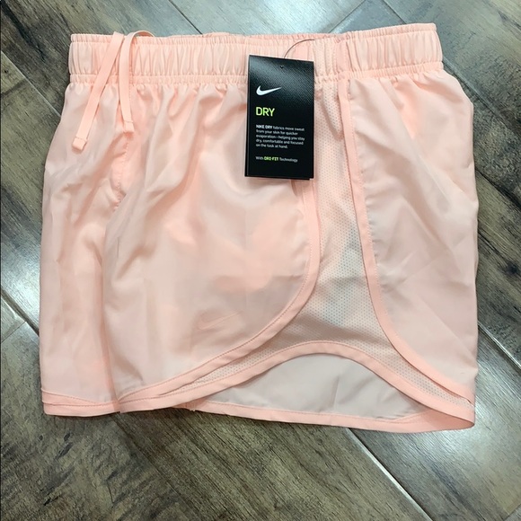 NIKE Women’s running shorts with Dri-Fit Technolog - Picture 2 of 10